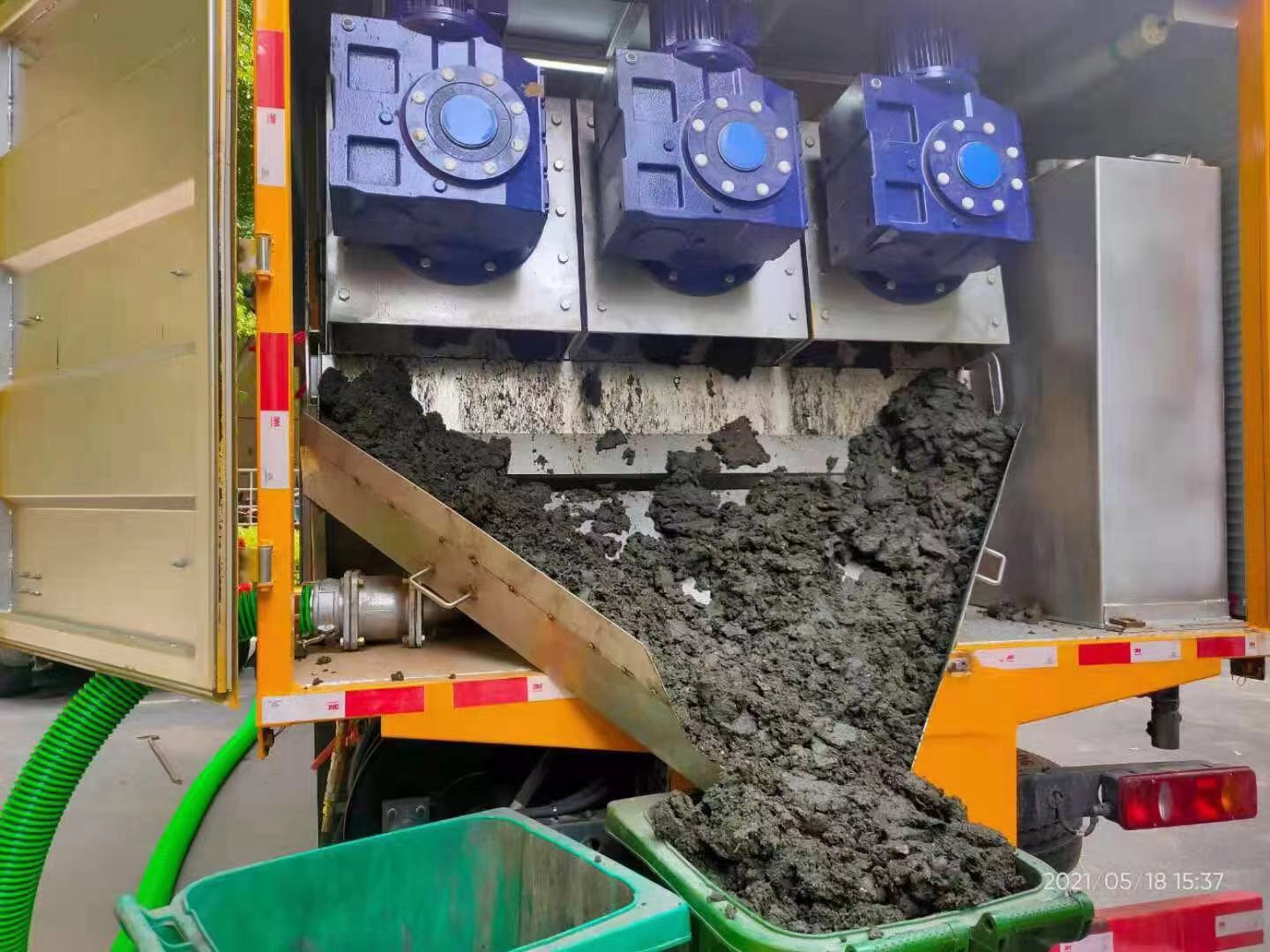 察布查尔化粪池清掏城市维护站-泥浆净化干湿分离处理